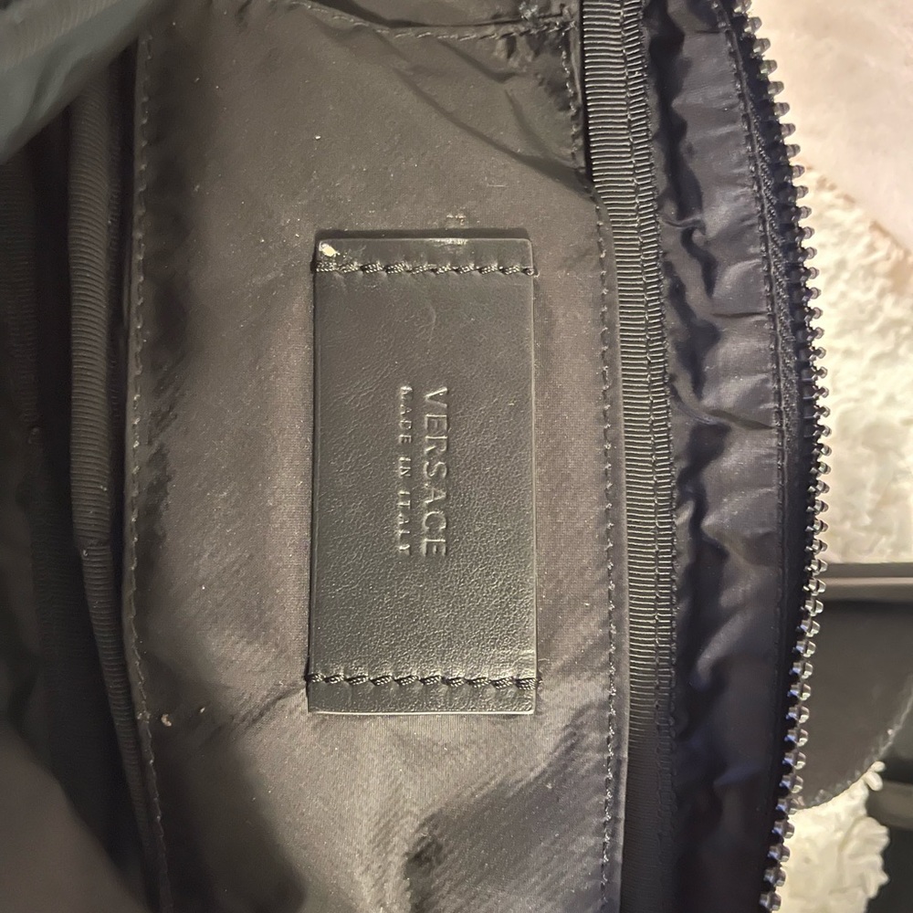 Versace
SOLD‼️⁉️ - Picture 6 of 8